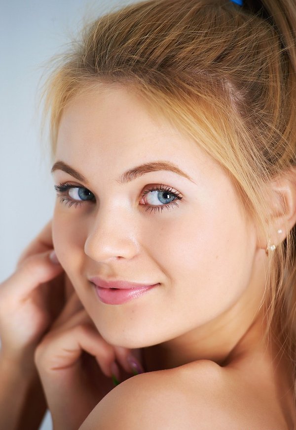 Лариса, 21 год, 2 размер груди